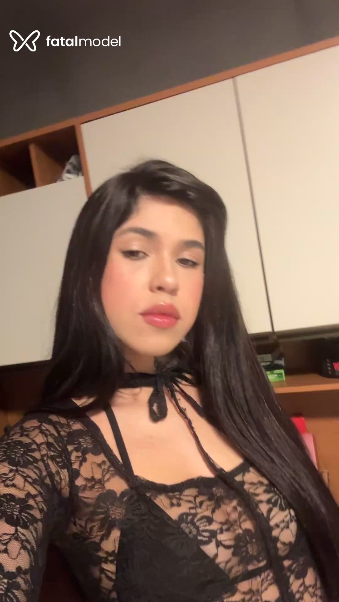 Acompanhante mulher morena (o) de olhos castanhos - Malu