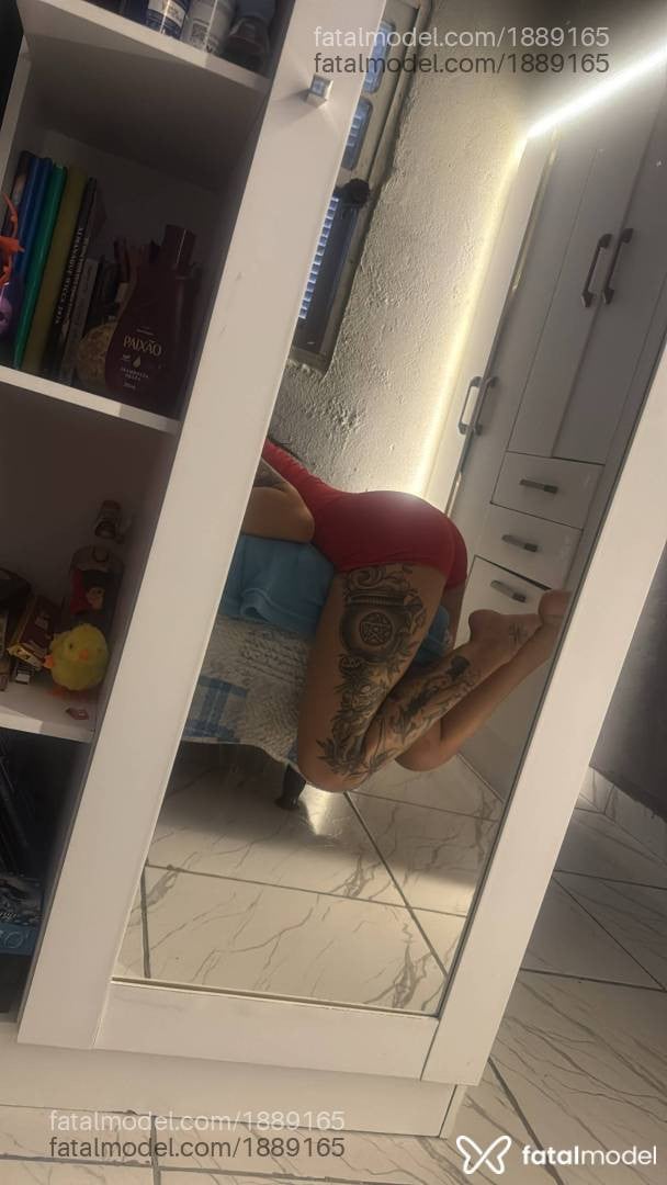 Acompanhante mulher morena (o) de olhos castanhos - Malu
