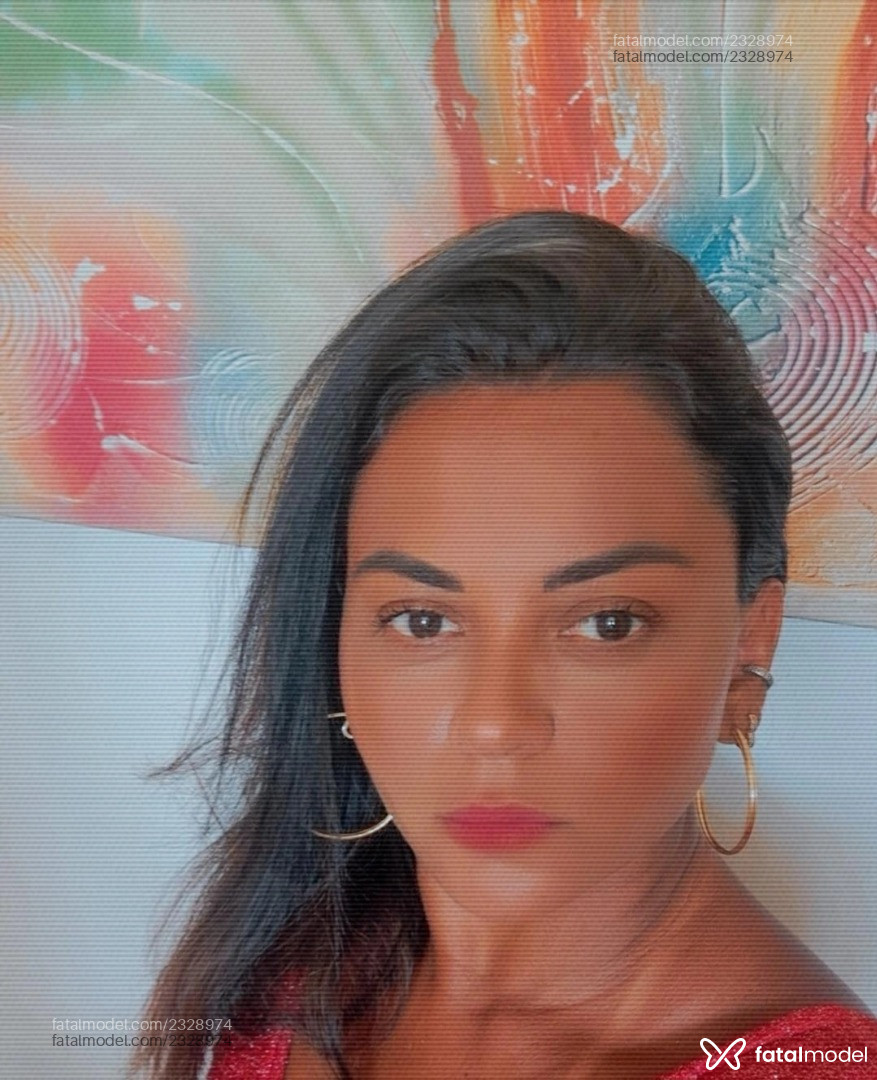 Acompanhante mulher morena (o) de olhos pretos em Rio de Janeiro - Larissa