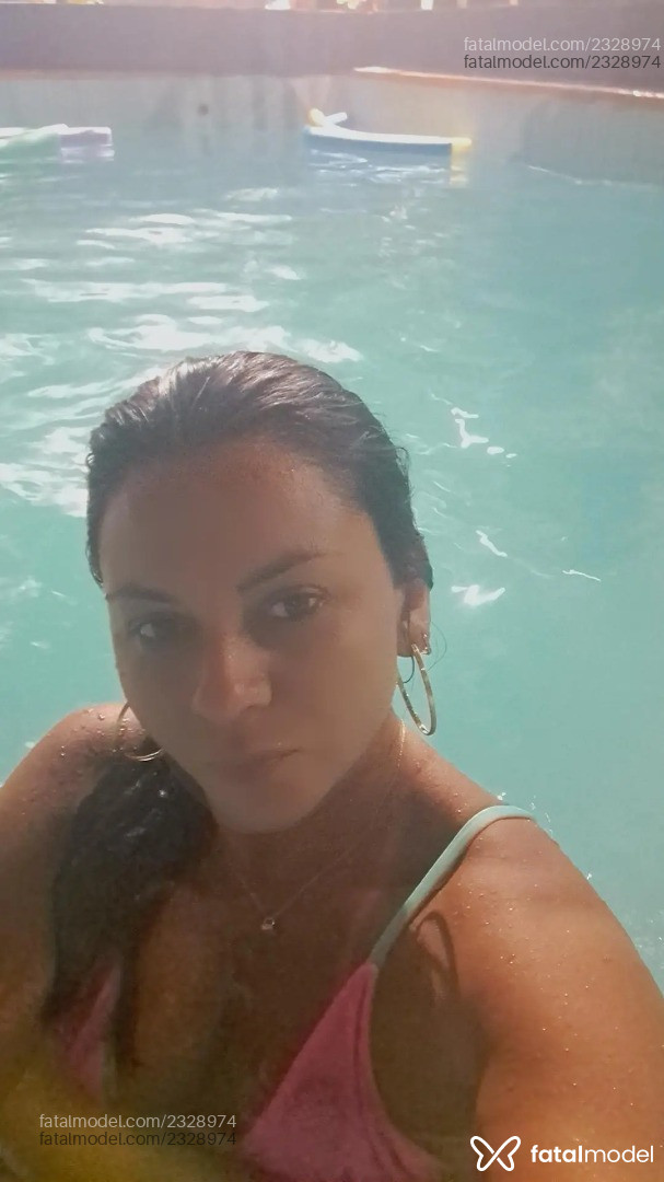 Acompanhante mulher morena (o) de olhos pretos em Rio de Janeiro - Larissa