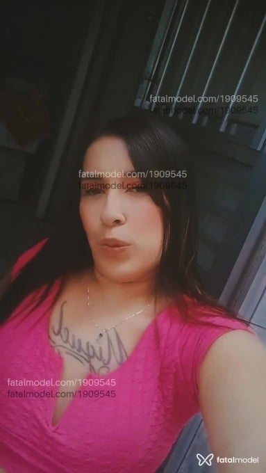 Acompanhante mulher com cabelo castanho de olhos castanhos em Osasco - Karol