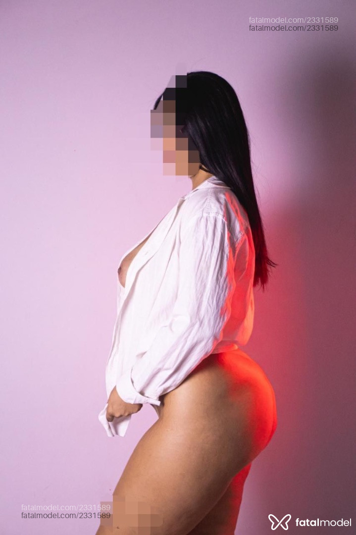Acompanhante mulher morena (o) de olhos castanhos em Rio de Janeiro - Julia
