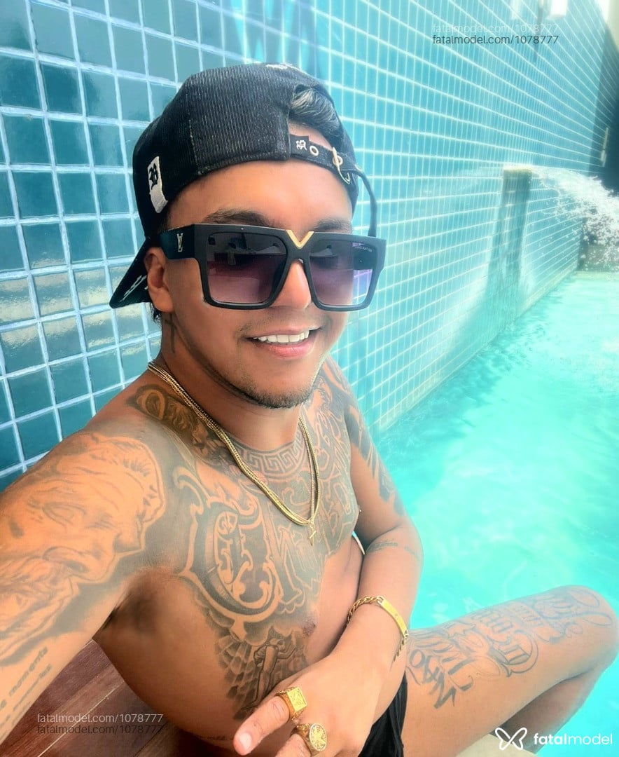 Acompanhante homem morena (o) de olhos castanhos em Curitiba Acompanhante homem morena (o) de olhos castanhos em Curitiba - Pablo Rocco