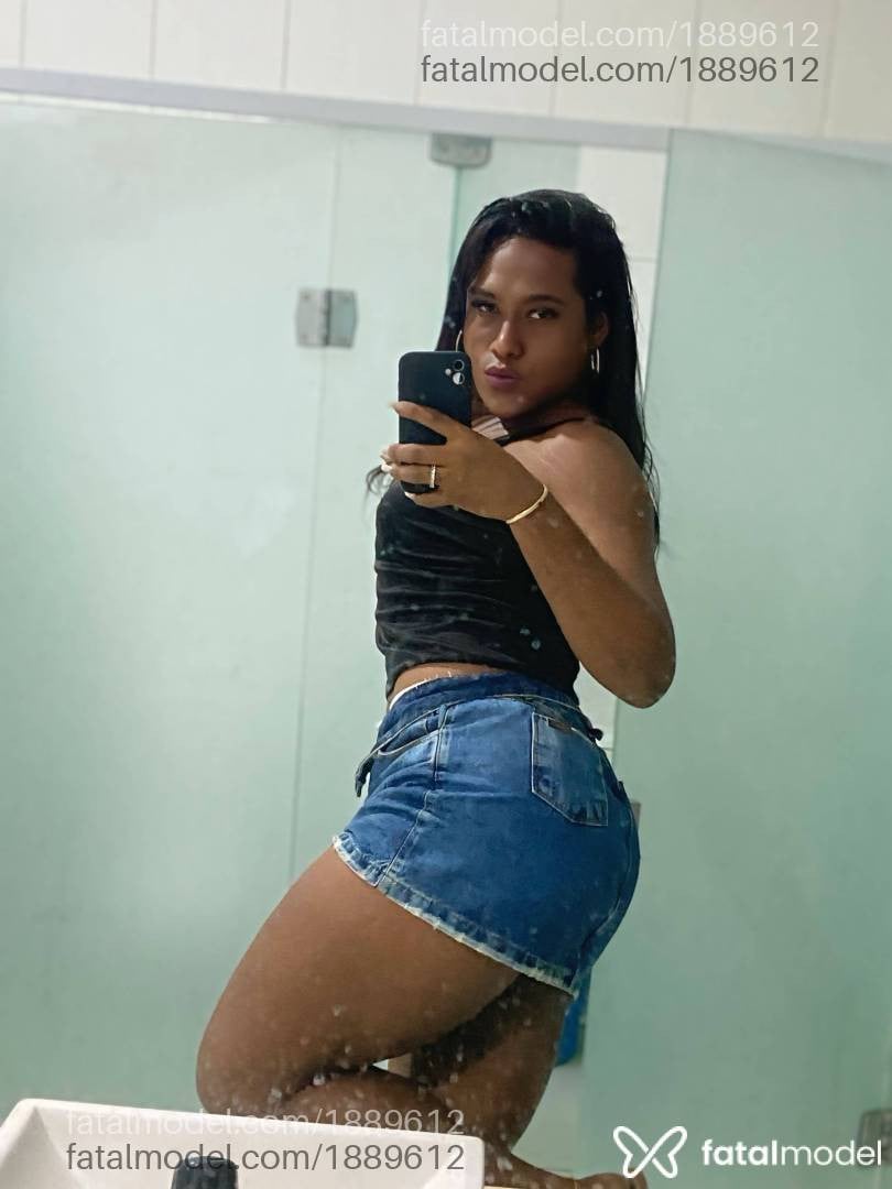 Acompanhante mulher trans morena (o) de olhos castanhos em Guanambi Acompanhante mulher trans morena (o) de olhos castanhos em Guanambi - Larissa Àvilla
