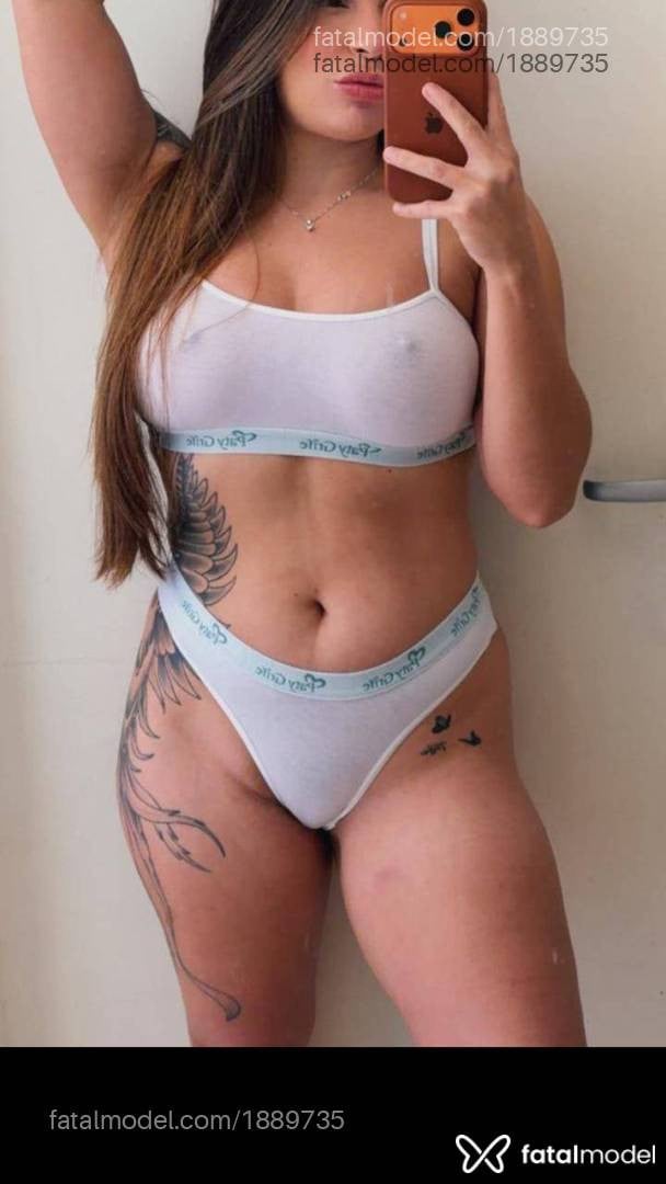 Acompanhante mulher com cabelo castanho de olhos castanhos em Veranópolis - Camila