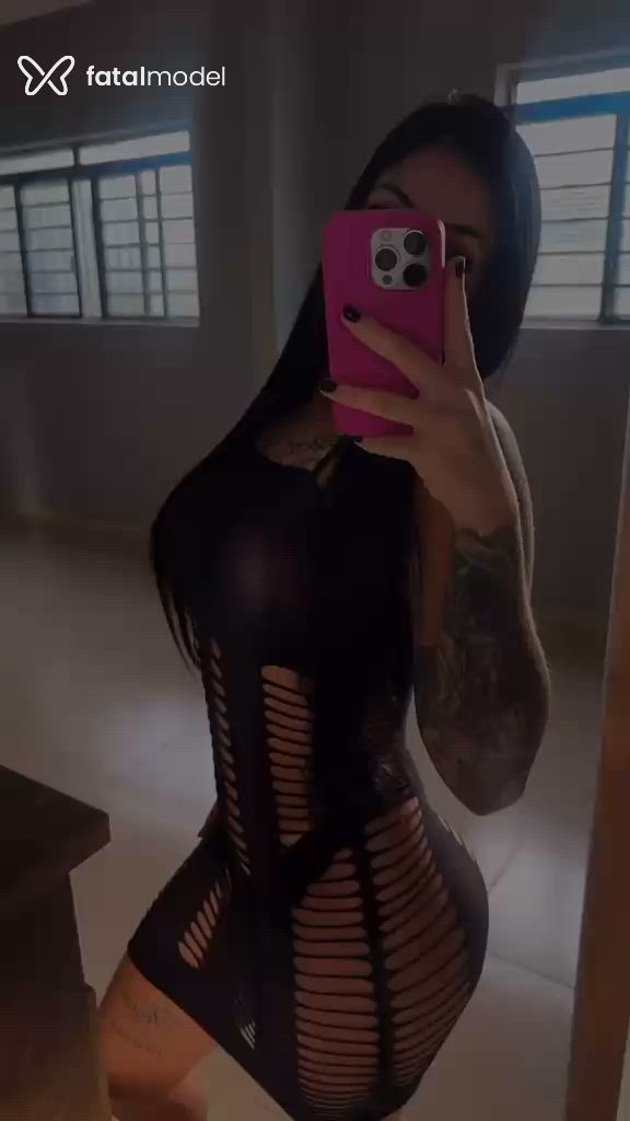 Acompanhante mulher morena (o) de olhos mel - Mirella Miller