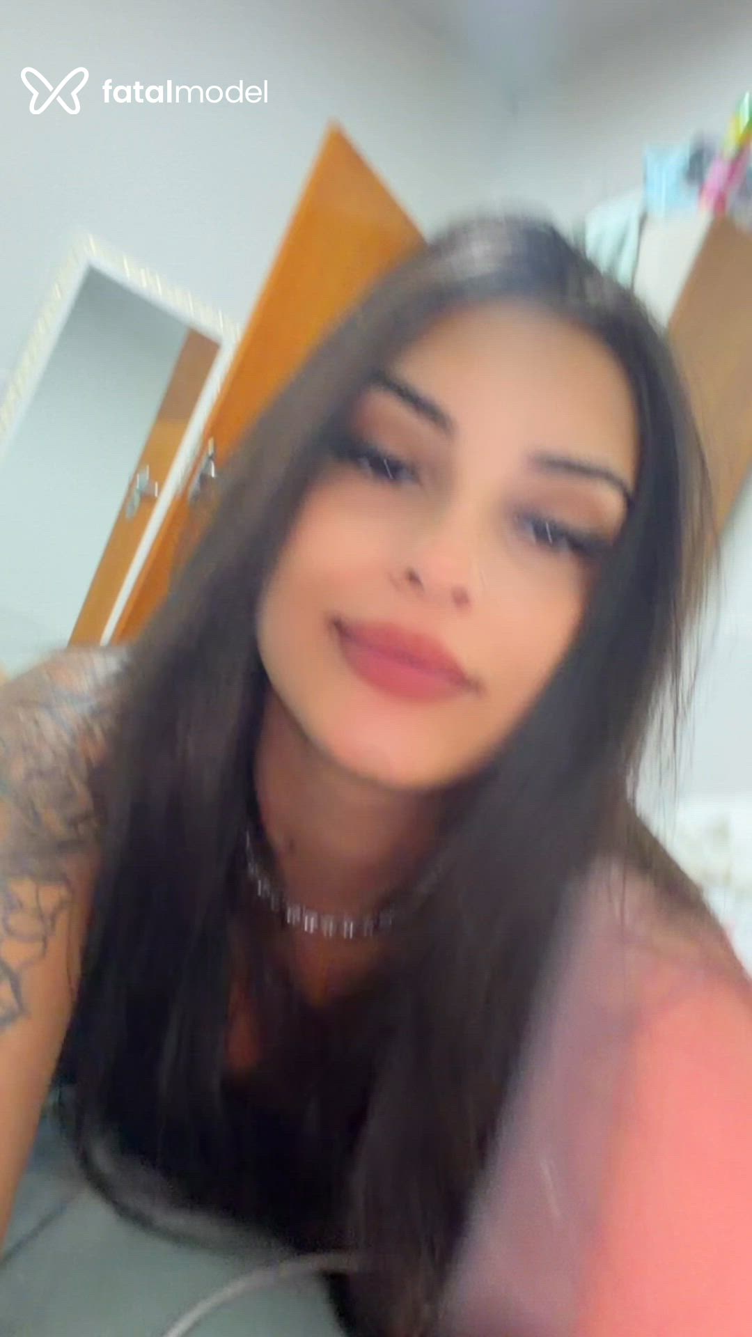 Acompanhante mulher com cabelo castanho de olhos castanhos - Lunna Maria