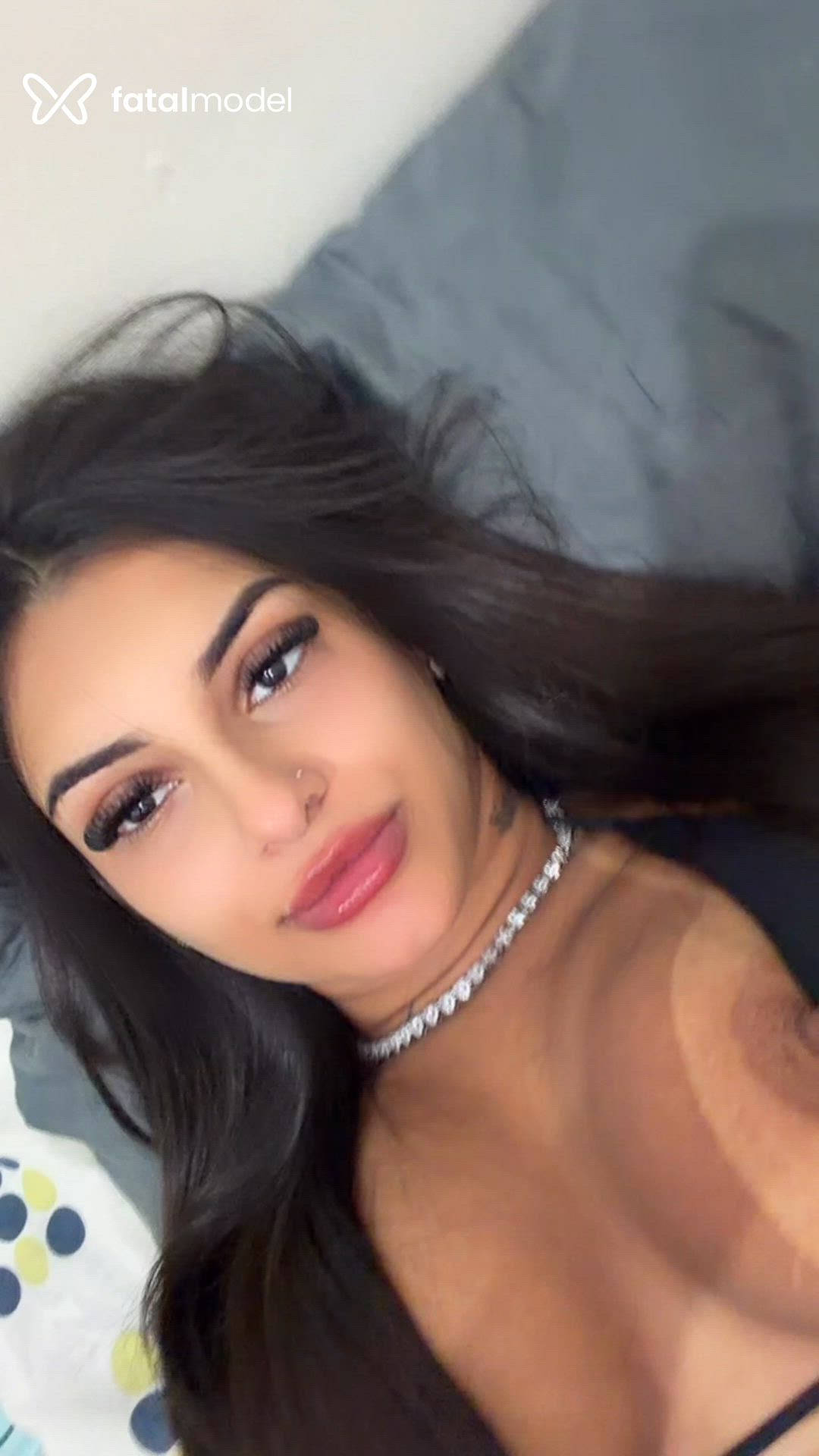 Acompanhante mulher com cabelo castanho de olhos castanhos - Lunna Maria