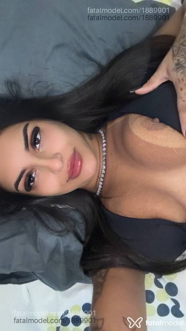 Acompanhante mulher com cabelo castanho de olhos castanhos em Uberlândia - Lunna Maria
