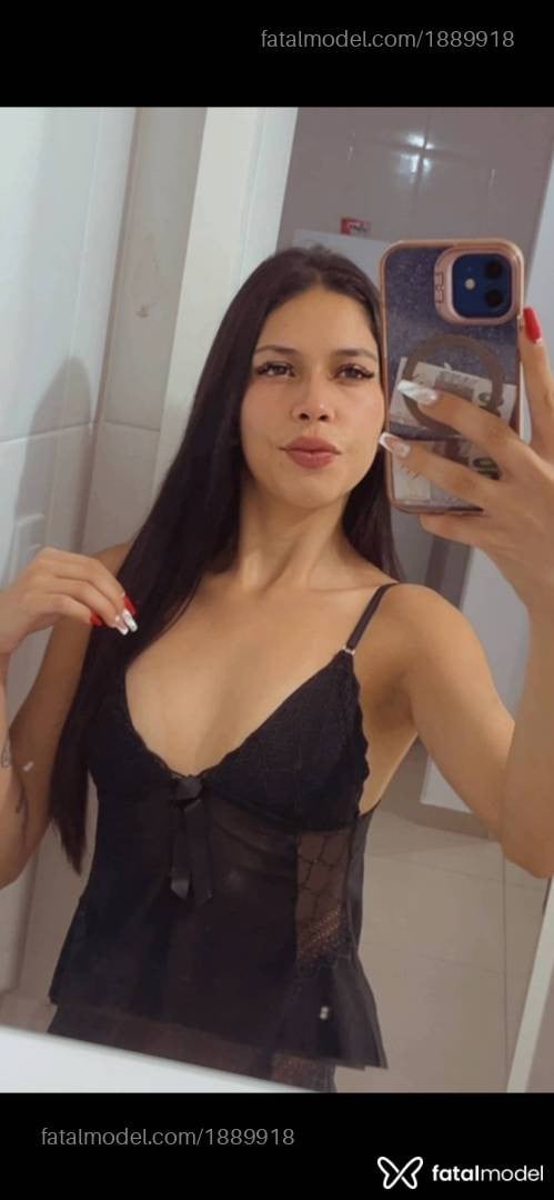 Acompanhante mulher morena (o) de olhos castanhos - Lívia Maria