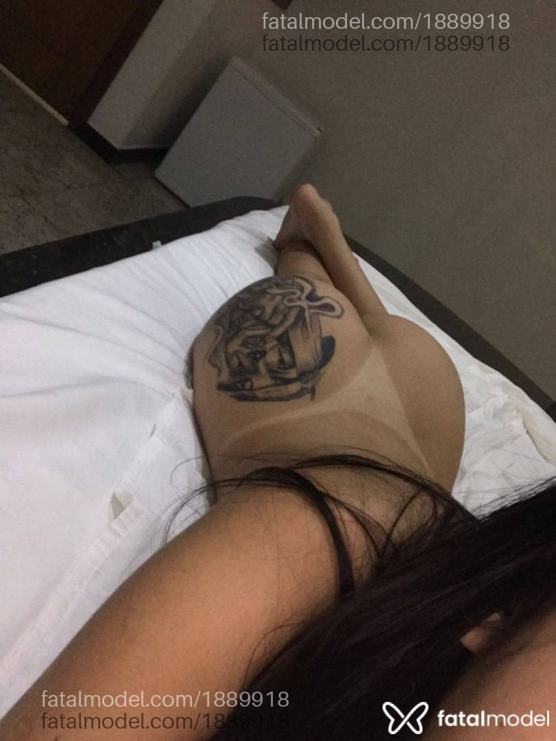 Acompanhante mulher morena (o) de olhos castanhos - Lívia Maria
