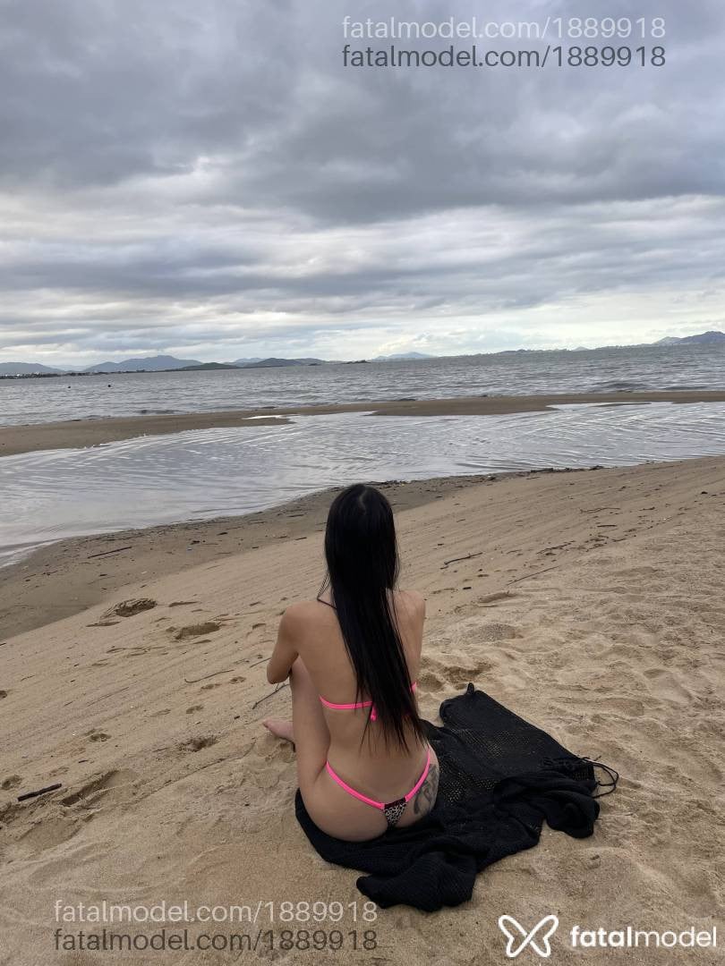 Acompanhante mulher morena (o) de olhos castanhos em Rio Grande - Lívia Maria