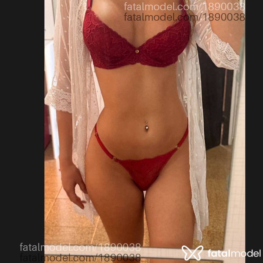 Acompanhante mulher com cabelo castanho de olhos castanhos - Duquesa