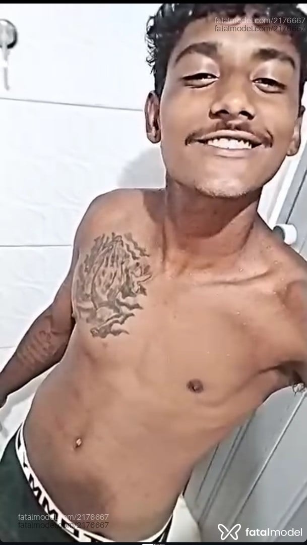 Acompanhante homem morena (o) de olhos castanhos em Balsas Acompanhante homem morena (o) de olhos castanhos em Balsas - Dengão
