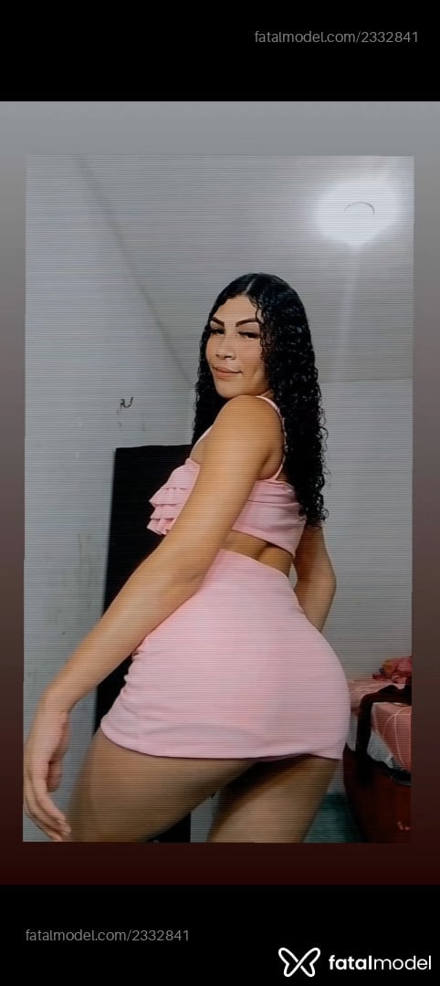 Acompanhante mulher trans com cabelo castanho de olhos castanhos em Aquiraz - Vitorinhaa