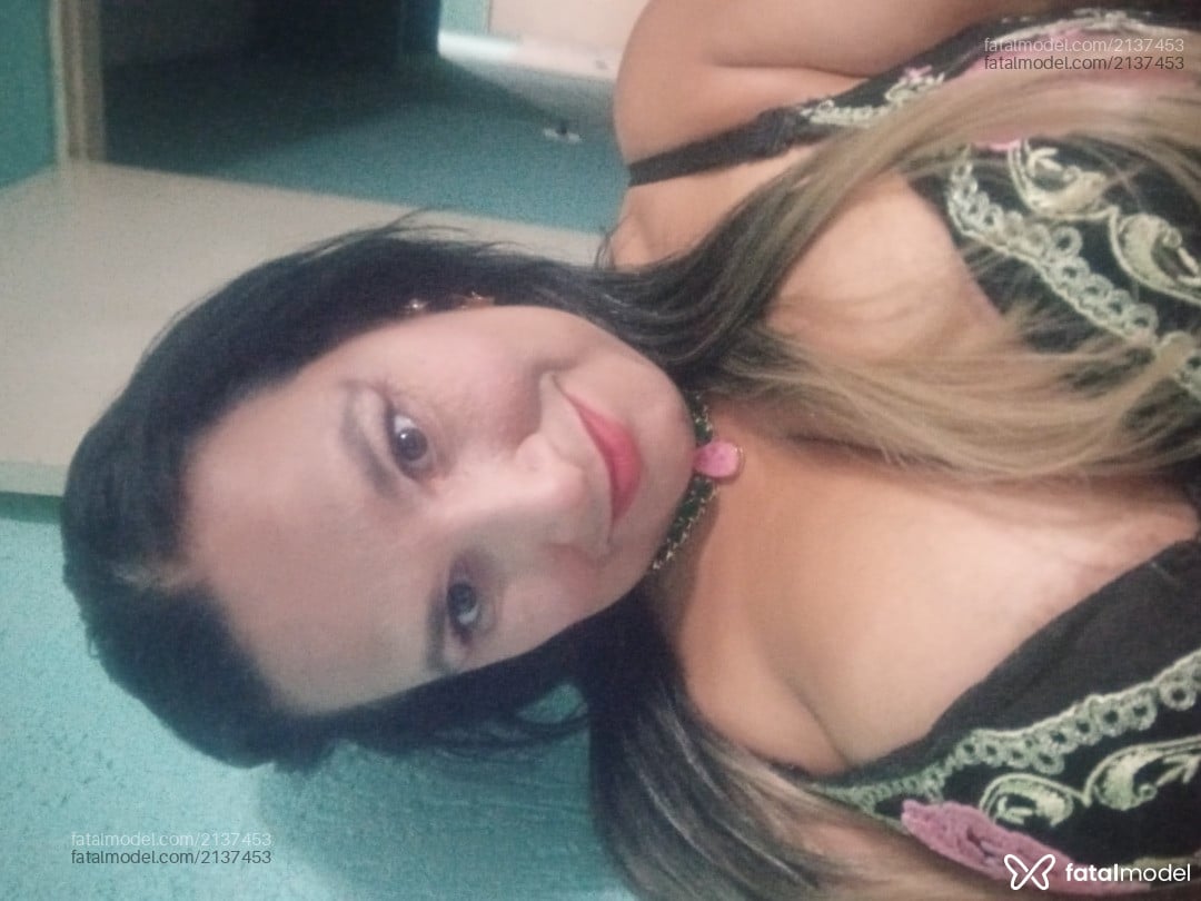 Acompanhante mulher morena (o) de olhos mel em Conceição da Aparecida - Cristal Luz