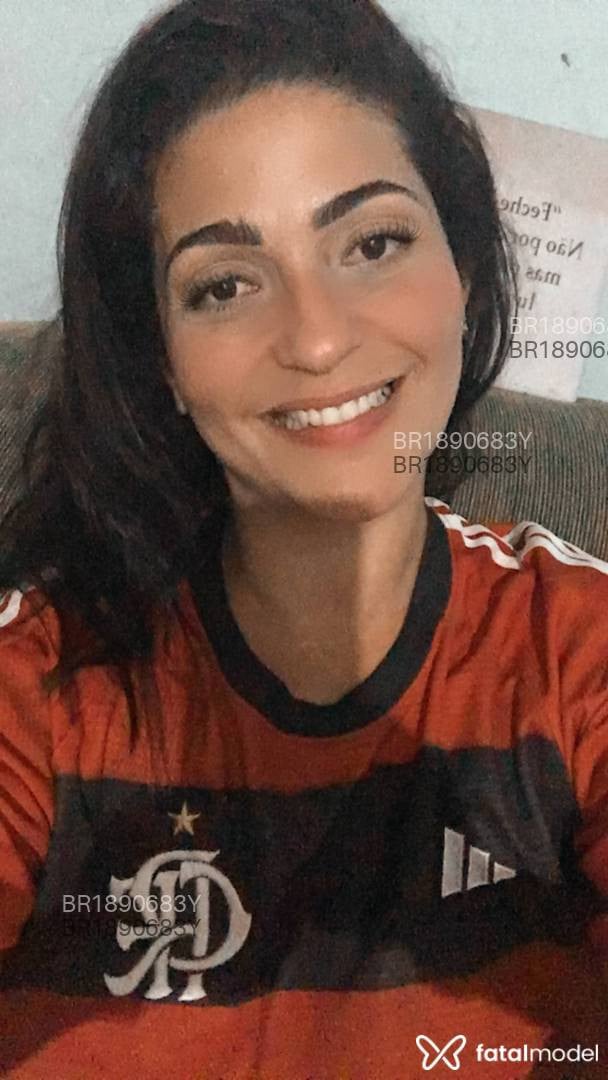 Acompanhante mulher com cabelo castanho de olhos castanhos em Nova Venécia Acompanhante mulher com cabelo castanho de olhos castanhos em Nova Venécia - Manu Lopez