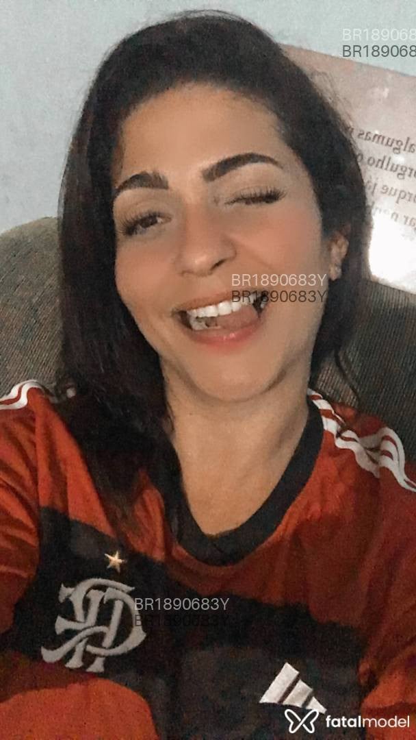 Acompanhante mulher com cabelo castanho de olhos castanhos em Nova Venécia Acompanhante mulher com cabelo castanho de olhos castanhos em Nova Venécia - Manu Lopez