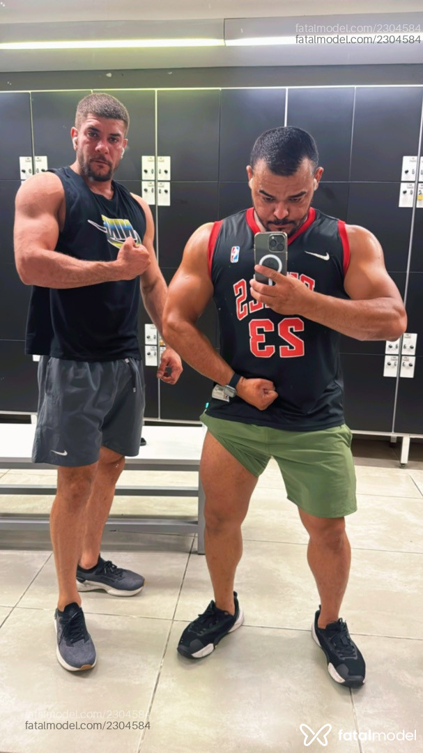 Acompanhante homem morena (o) de olhos castanhos em Limeira - brunoxronaldo