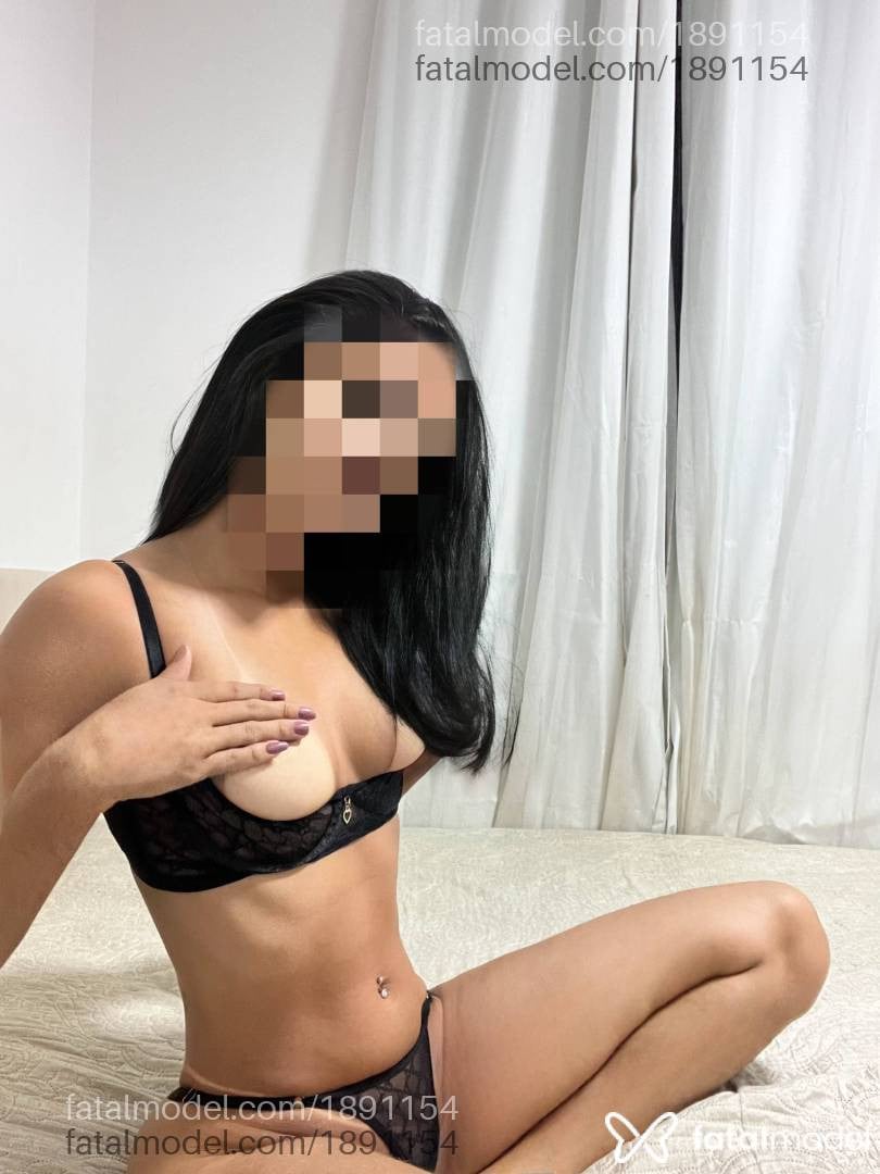 Acompanhante mulher morena (o) de olhos pretos - Leticia Acompanhante mulher morena (o) de olhos pretos - Leticia