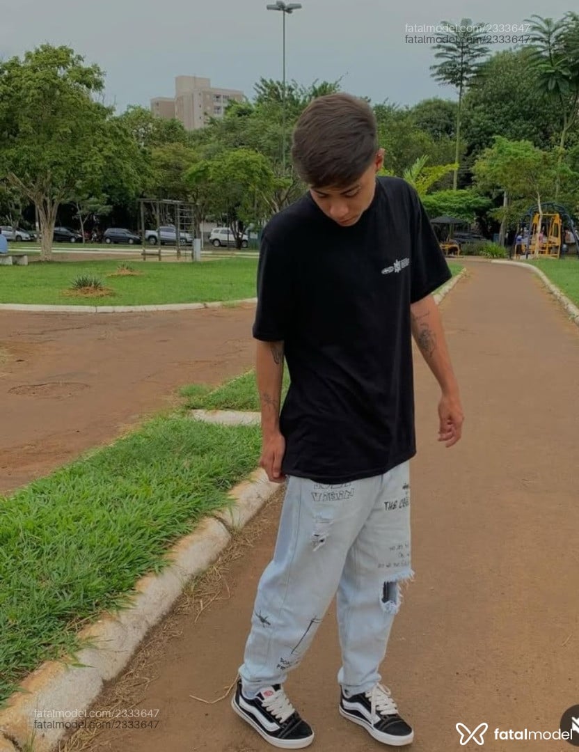 Acompanhante homem loira (o) de olhos castanhos em Campinas - Gustavo