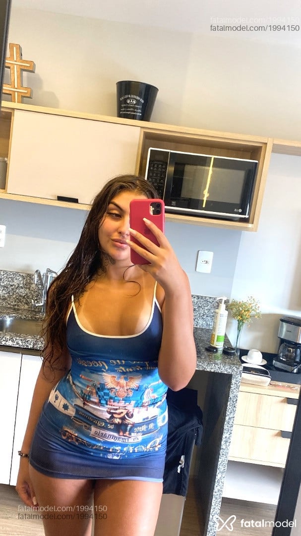 Acompanhante mulher loira (o) de olhos castanhos em São Paulo - Maria Fernanda