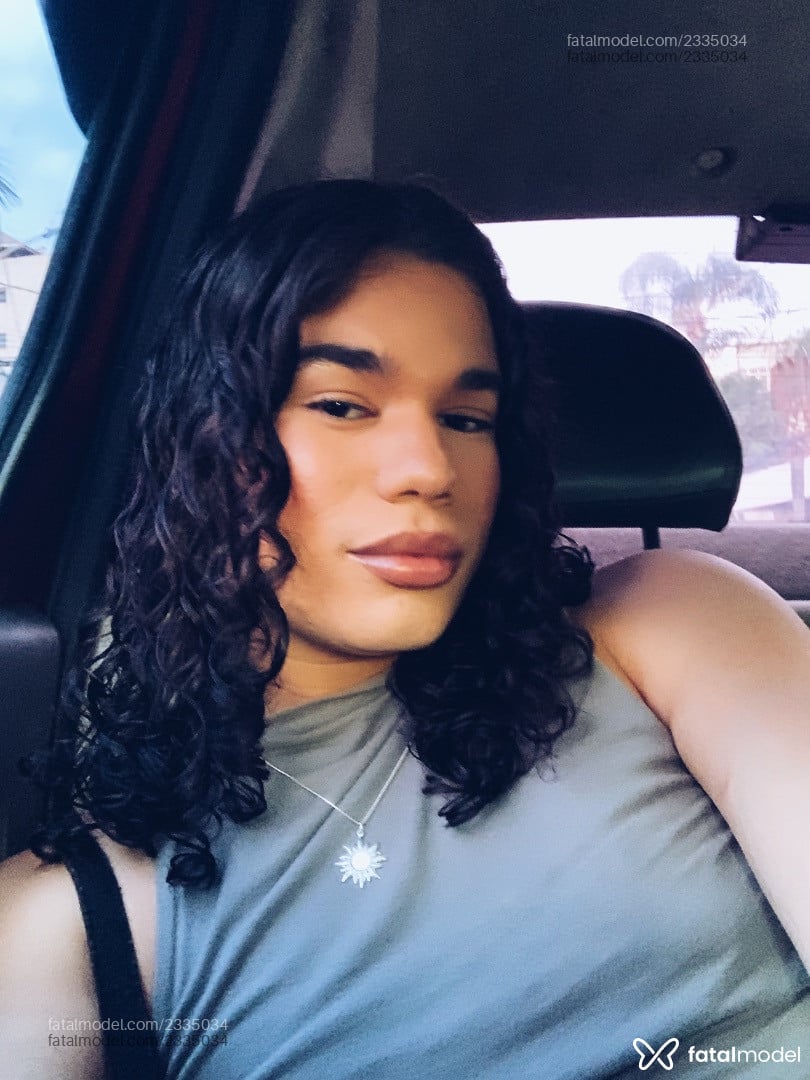 Acompanhante mulher trans morena (o) de olhos castanhos em Rio de Janeiro Acompanhante mulher trans morena (o) de olhos castanhos em Rio de Janeiro - Bella Fiore