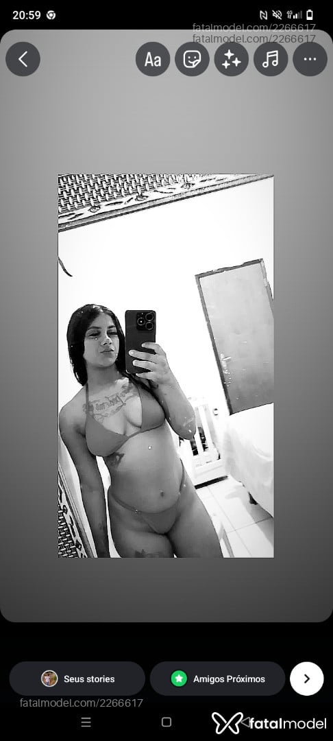 Acompanhante mulher morena (o) de olhos castanhos em Uberlândia Acompanhante mulher morena (o) de olhos castanhos em Uberlândia - Morena