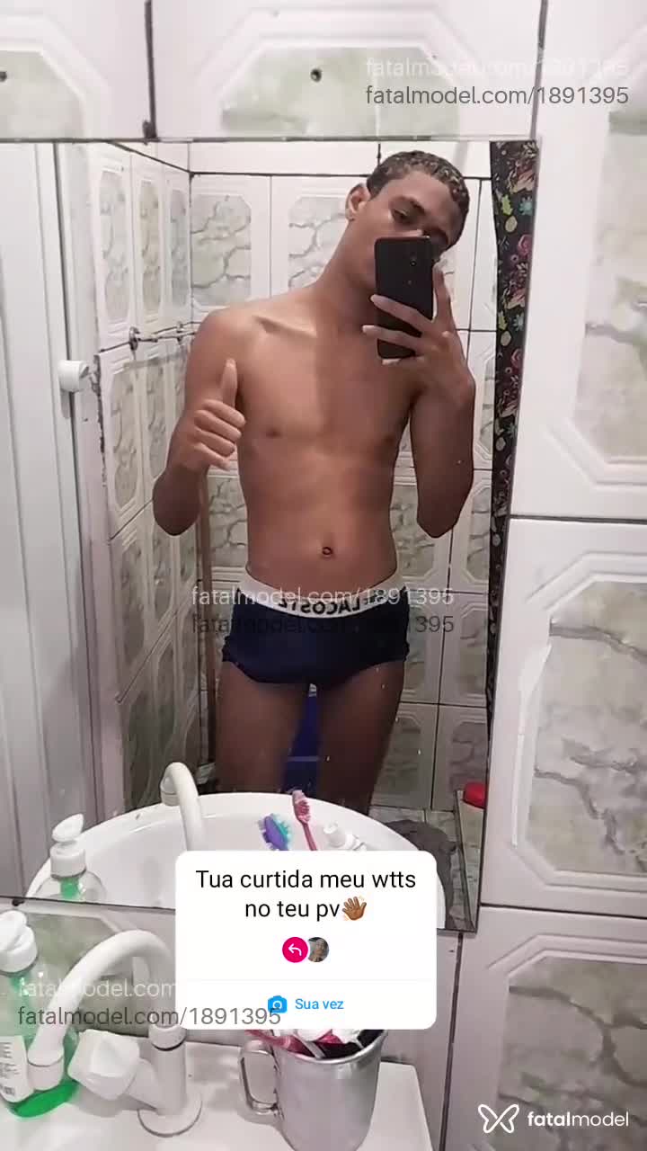 Acompanhante homem loira (o) de olhos castanhos em Rio de Janeiro - Doodi