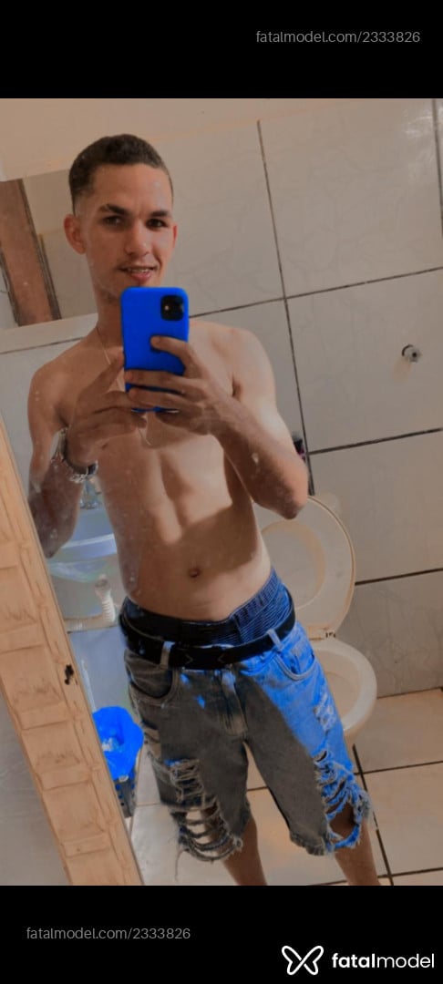 Acompanhante homem morena (o) de olhos verdes em Capão Bonito - Joao Vitor