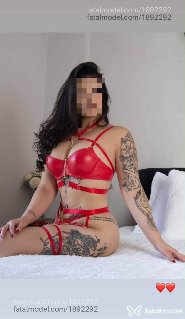 Acompanhante mulher morena (o) de olhos castanhos - Camila Viana
