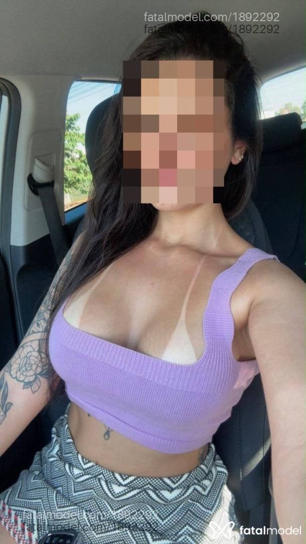 Acompanhante mulher morena (o) de olhos castanhos - Camila Viana