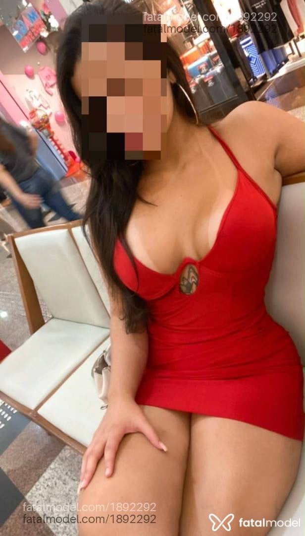 Acompanhante mulher morena (o) de olhos castanhos - Camila Viana