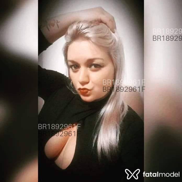 Acompanhante mulher loira (o) de olhos mel em Virtual - Natasha Venturini