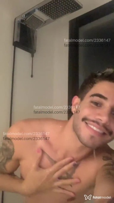Acompanhante homem morena (o) de olhos castanhos em Uberlândia - Lucax