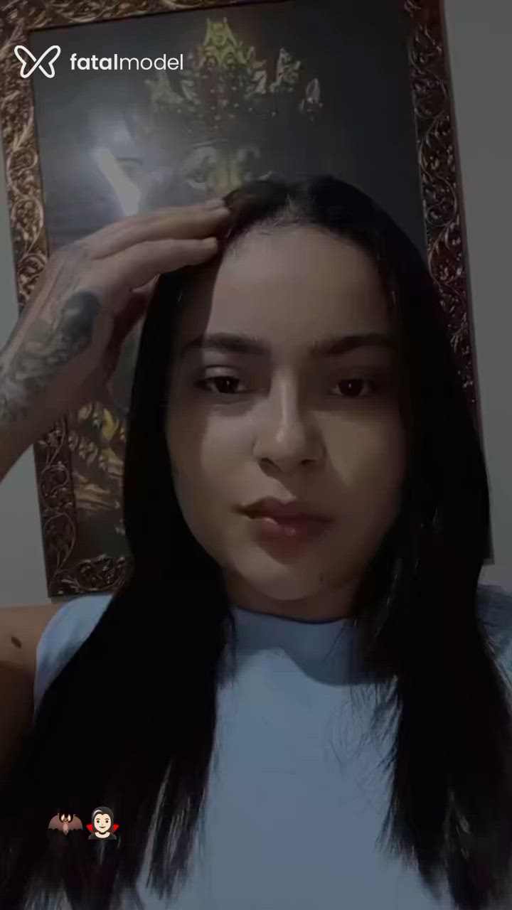Acompanhante mulher com cabelo castanho de olhos mel em Teixeira de Freitas Acompanhante mulher com cabelo castanho de olhos mel em Teixeira de Freitas - Carla