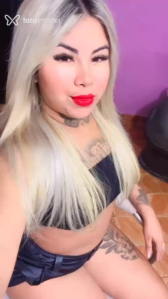 Acompanhante mulher loira (o) de olhos pretos em Porto Velho Acompanhante mulher loira (o) de olhos pretos em Porto Velho - Nifetinhapvh