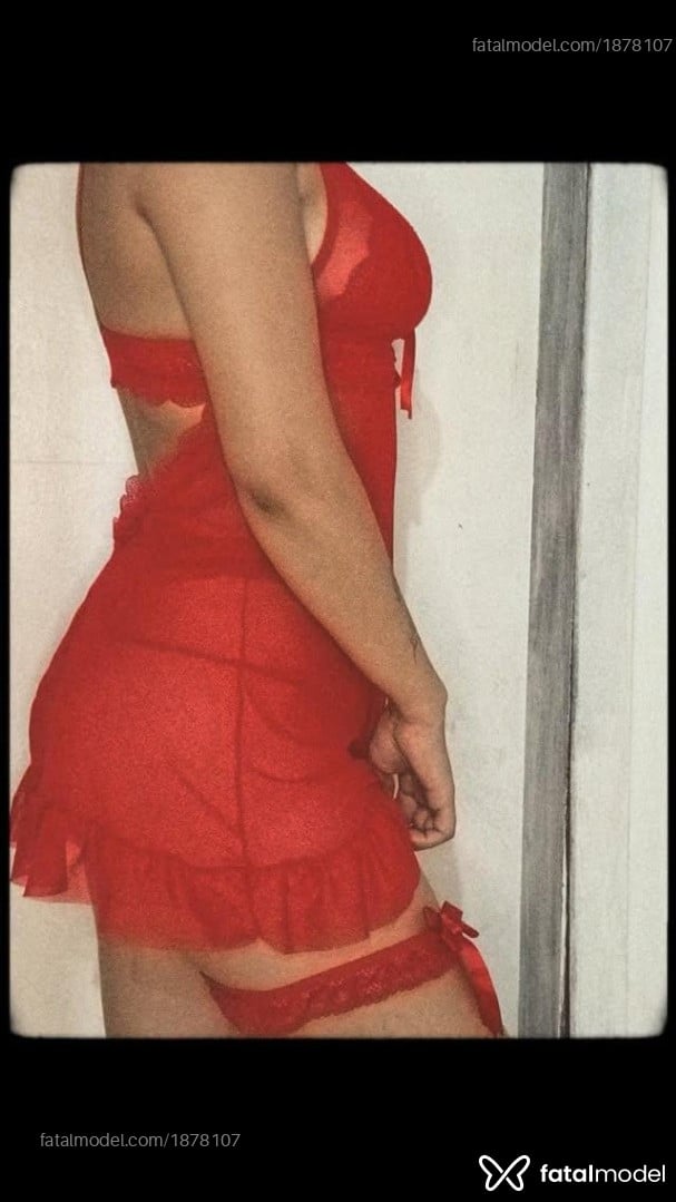 Acompanhante mulher com cabelo castanho de olhos castanhos em Navegantes - Gabizinha