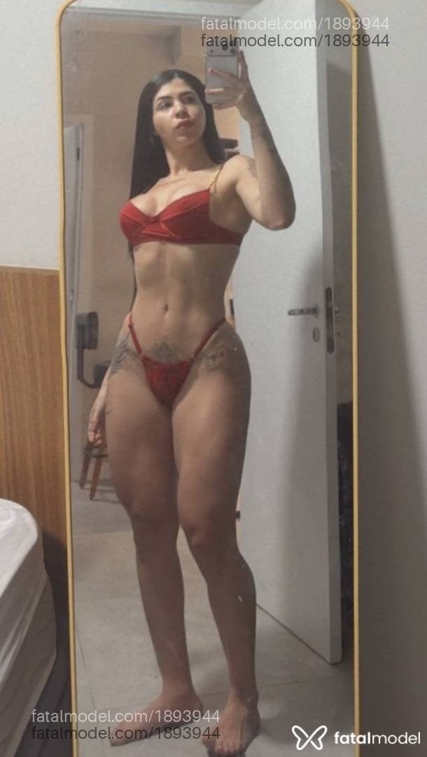 Acompanhante mulher morena (o) de olhos castanhos - Mirela