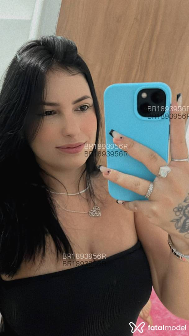Acompanhante mulher morena (o) de olhos castanhos em Rio de Janeiro - Júlia