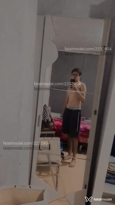 Acompanhante homem loira (o) de olhos castanhos em Belém Acompanhante homem loira (o) de olhos castanhos em Belém - Luigi