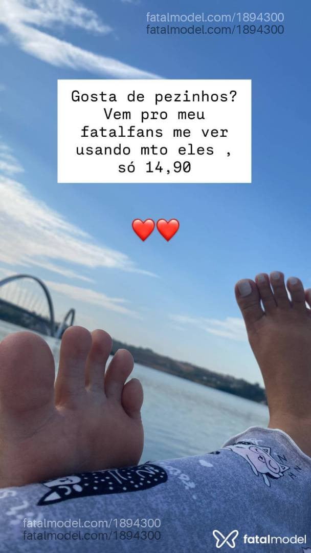 Acompanhante mulher morena (o) de olhos pretos - Japaa