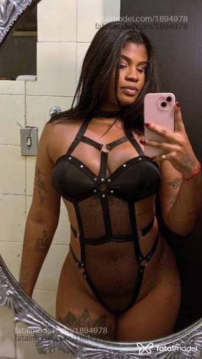 Acompanhante mulher morena (o) de olhos castanhos - Bianca Duarte