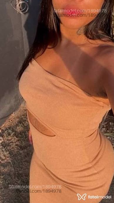 Acompanhante mulher morena (o) de olhos castanhos - Paloma