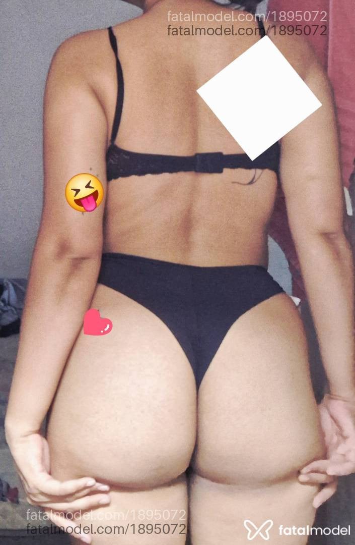 Acompanhante mulher morena (o) de olhos pretos - Eslovénia Acompanhante mulher morena (o) de olhos pretos - Eslovénia