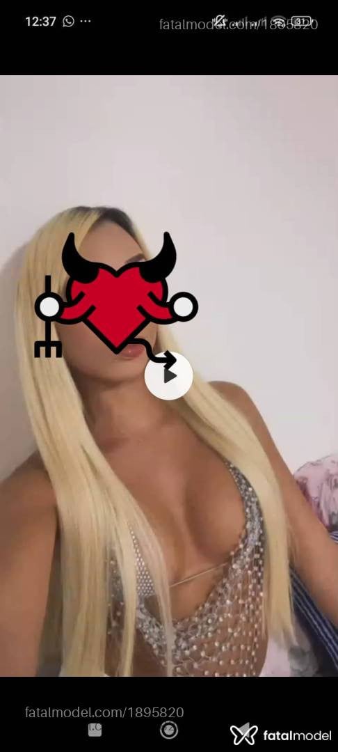 Acompanhante mulher loira (o) de olhos castanhos em Penha - Bianca