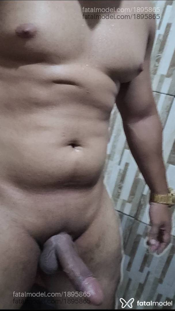 Acompanhante homem morena (o) de olhos castanhos - Henry Oliveira