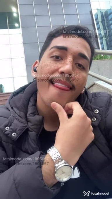 Acompanhante homem com cabelo castanho de olhos castanhos em São Paulo - Rodrigo