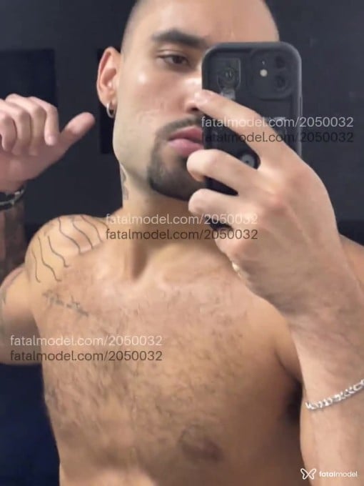 Acompanhante homem morena (o) de olhos pretos em São Paulo - Dantas Pinheiro