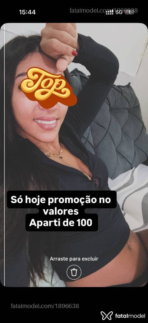 Acompanhante mulher com cabelo castanho de olhos castanhos em Lavras - Íris pepequinha